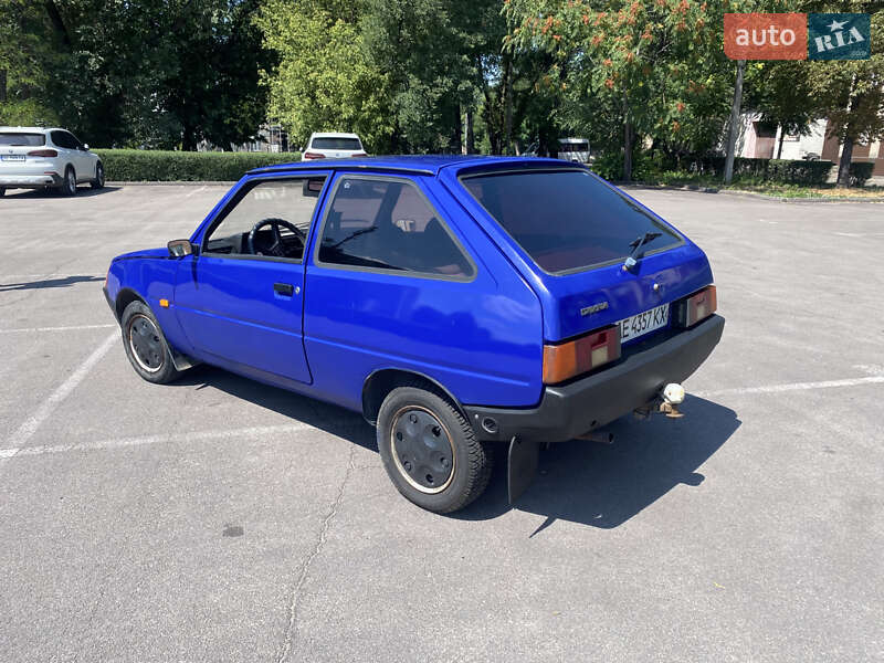 Хэтчбек ЗАЗ 1102 Таврия 1991 в Каменском