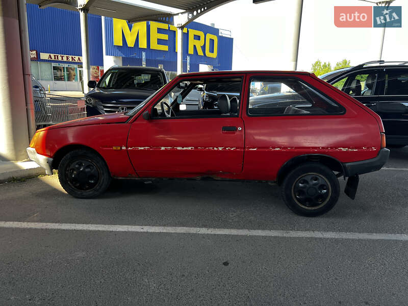 Хэтчбек ЗАЗ 1102 Таврия 1993 в Львове
