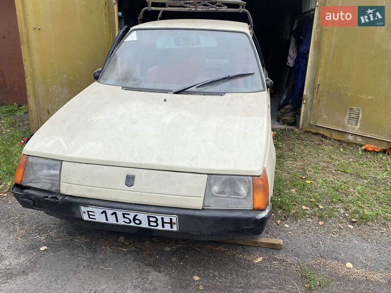 ЗАЗ 1102 Таврия 1990
