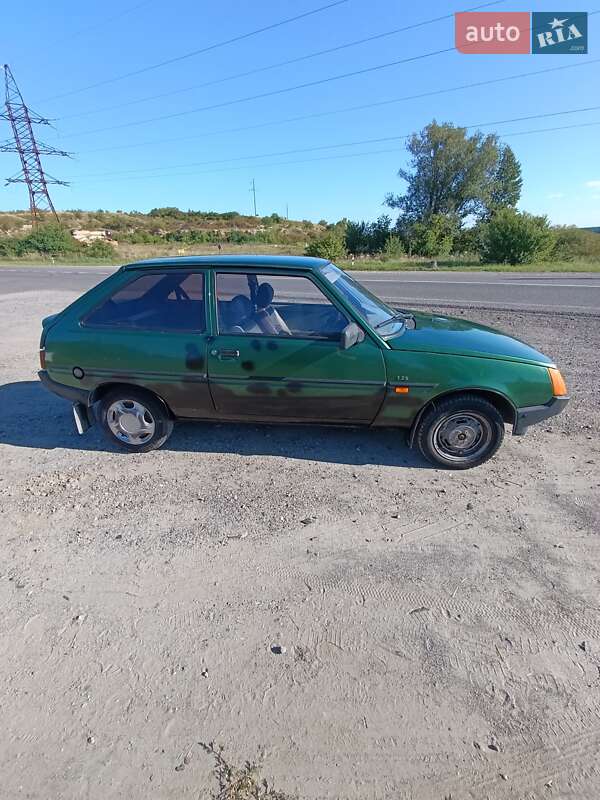 Хетчбек ЗАЗ 1102 Таврія 2004 в Тернополі