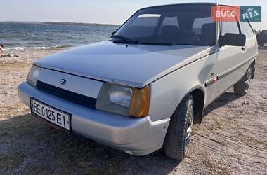 Хэтчбек ЗАЗ 1102 Таврия 2004 в Николаеве