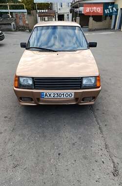 Хэтчбек ЗАЗ 1102 Таврия 1993 в Харькове