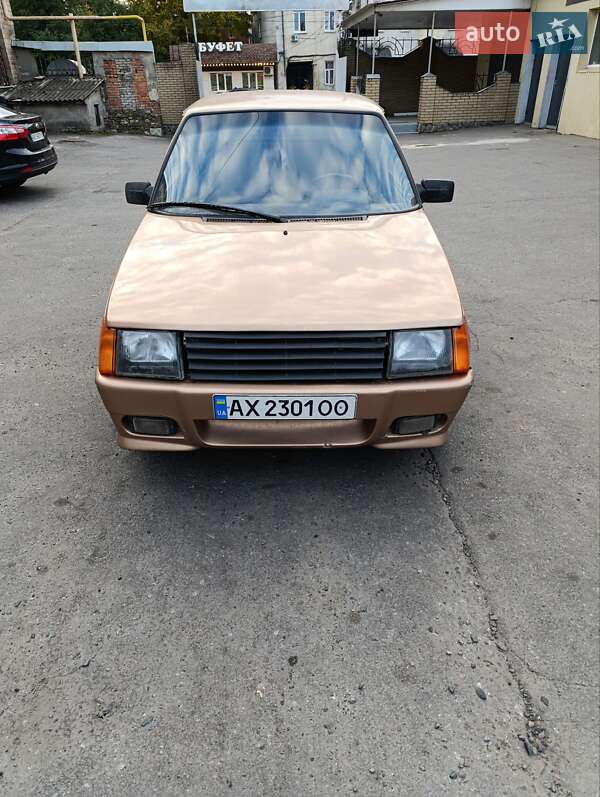 ЗАЗ 1102 Таврия 1993