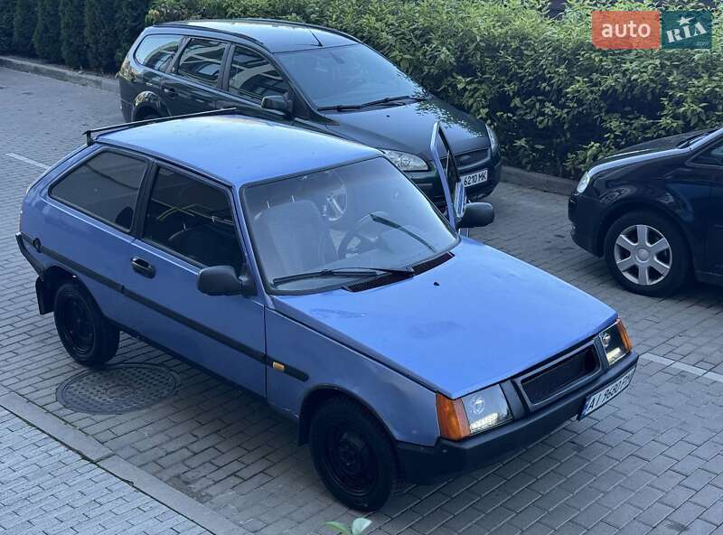 Хетчбек ЗАЗ 1102 Таврія 2000 в Києві