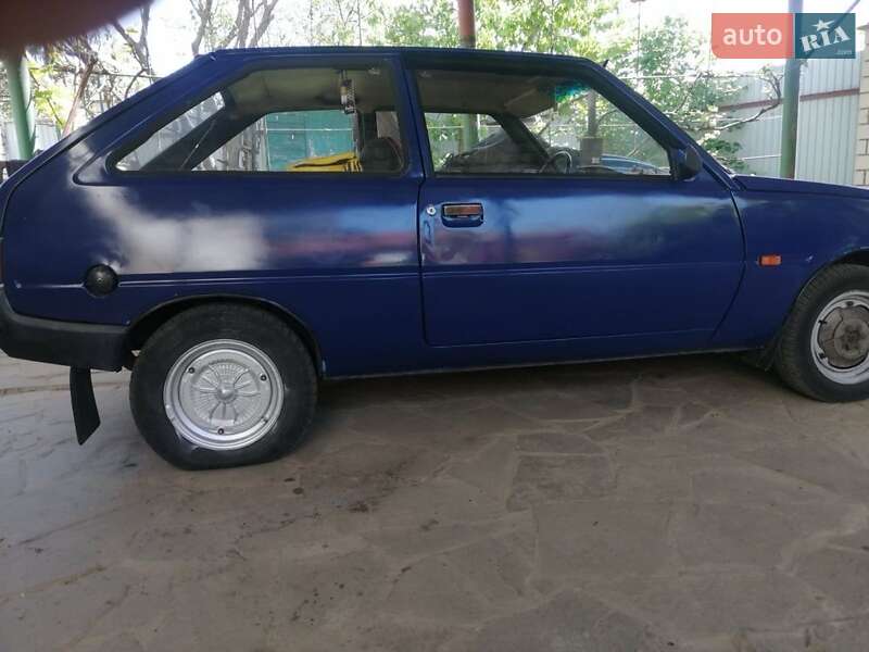 Хэтчбек ЗАЗ 1102 Таврия 1996 в Киеве