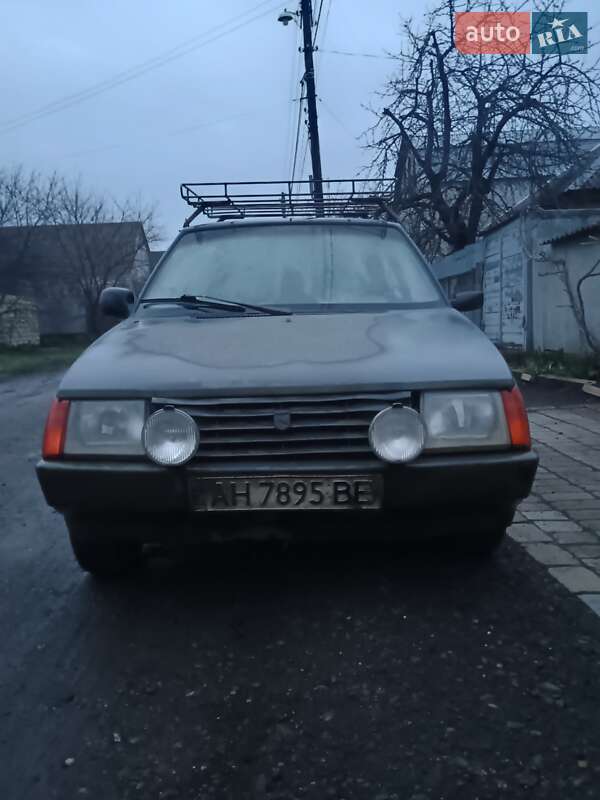 Хетчбек ЗАЗ 1102 Таврія 1990 в Ніжині фото 3 Хетчбек ЗАЗ 1102 Таврія 1990 в Ніжині