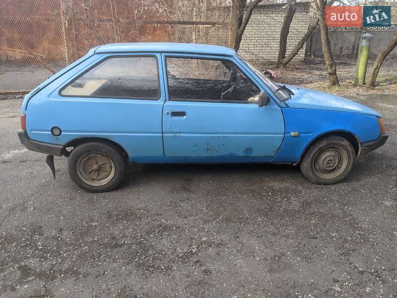 Хэтчбек ЗАЗ 1102 Таврия 1990 в Харькове