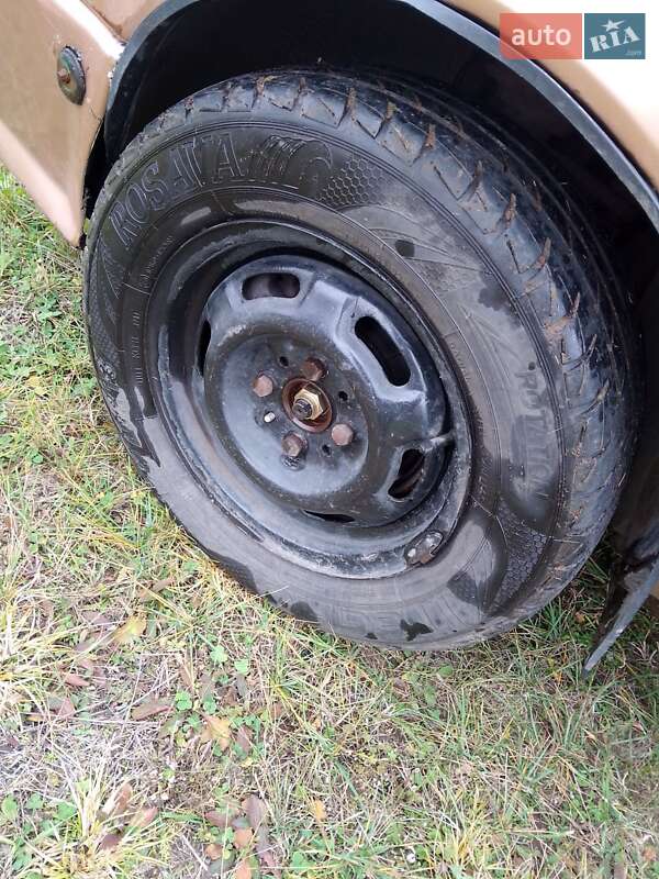 Хэтчбек ЗАЗ 1102 Таврия 1993 в Харькове