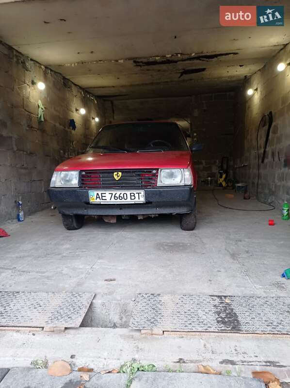 Хетчбек ЗАЗ 1102 Таврія 1995 в Жовтих Водах фото Хетчбек ЗАЗ 1102 Таврія 1995 в Жовтих Водах