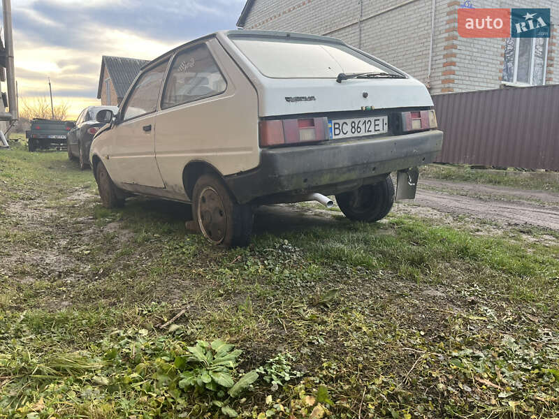 Хэтчбек ЗАЗ 1102 Таврия 1992 в Каменке-Бугской фото 4 Хэтчбек ЗАЗ 1102 Таврия 1992 в Каменке-Бугской