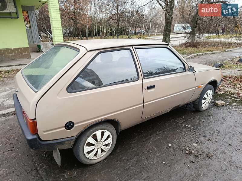 Хэтчбек ЗАЗ 1102 Таврия 1993 в Сумах