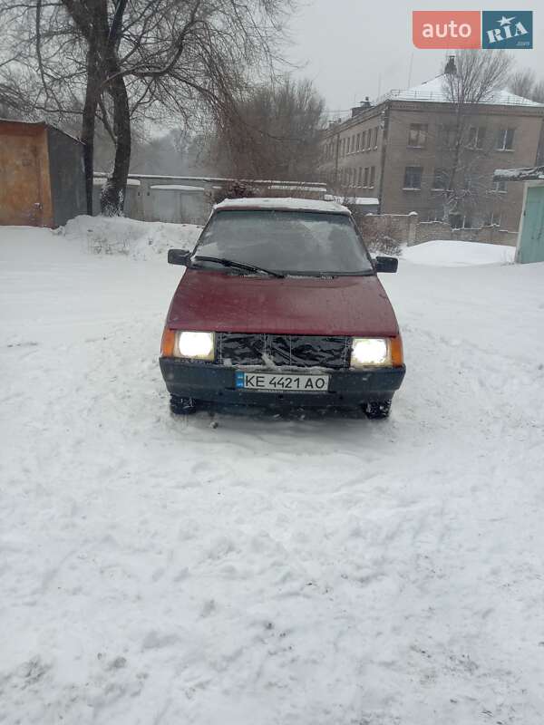 Хетчбек ЗАЗ 1102 Таврія 1997 в Кам'янському