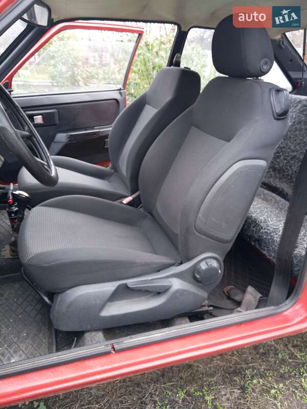 Хэтчбек ЗАЗ 1102 Таврия 1988 в Днепре фото 5 Хэтчбек ЗАЗ 1102 Таврия 1988 в Днепре