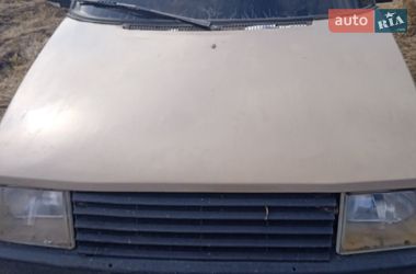 Хетчбек ЗАЗ 1102 Таврія 1991 в Чернівцях