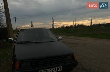 Хэтчбек ЗАЗ 1102 Таврия 1990 в Николаеве