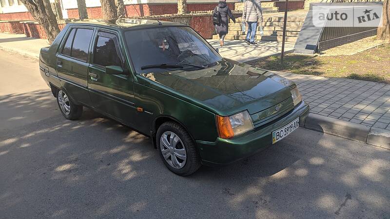 Хэтчбек ЗАЗ 1103 Славута 2004 в Долине