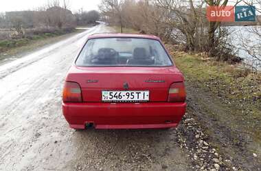 Седан ЗАЗ 1103 Славута 2003 в 