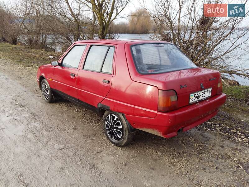 Седан ЗАЗ 1103 Славута 2003 в Хмельницькому