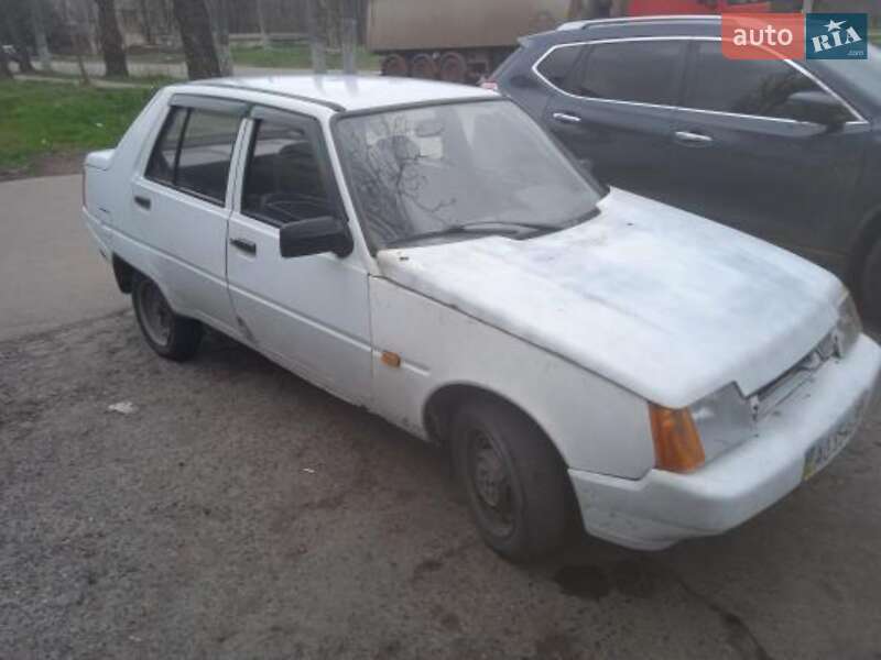 Седан ЗАЗ 1103 Славута 2004 в Кривому Розі