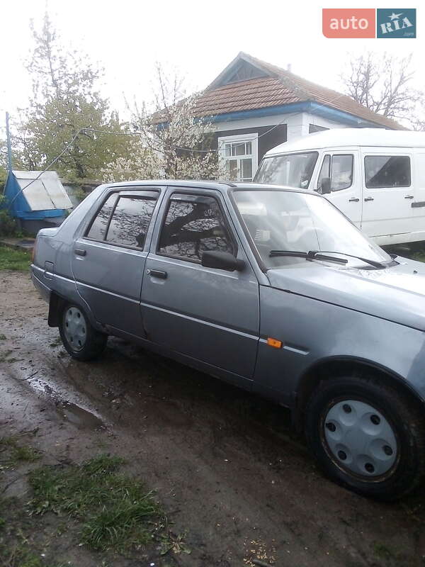 Ліфтбек ЗАЗ 1103 Славута 2008 в Сокирянах