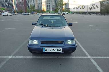 Хэтчбек ЗАЗ 1103 Славута 2004 в Киеве