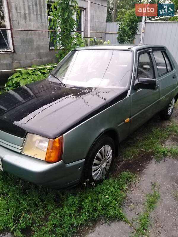 Лифтбек ЗАЗ 1103 Славута 2006 в Вольнянске