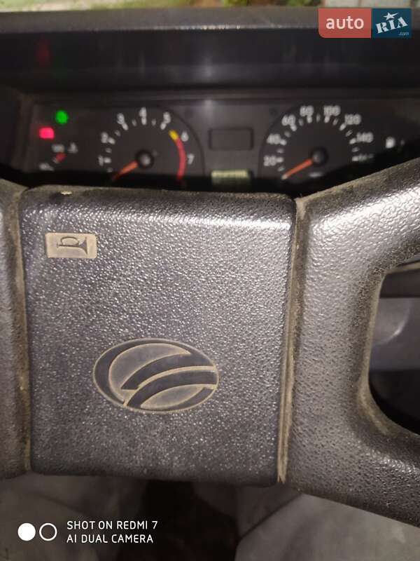 Лифтбек ЗАЗ 1103 Славута 2005 в Кельменцах