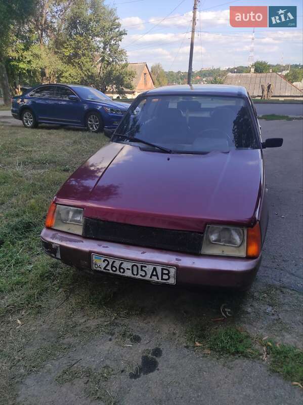 Лифтбек ЗАЗ 1103 Славута 2000 в Днепре фото 9 Лифтбек ЗАЗ 1103 Славута 2000 в Днепре