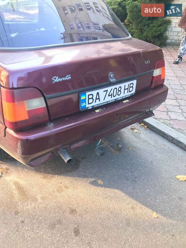 Лифтбек ЗАЗ 1103 Славута 2005 в Кропивницком фото 18 Лифтбек ЗАЗ 1103 Славута 2005 в Кропивницком