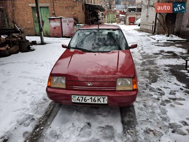 Ліфтбек ЗАЗ 1103 Славута 2003 в Києві