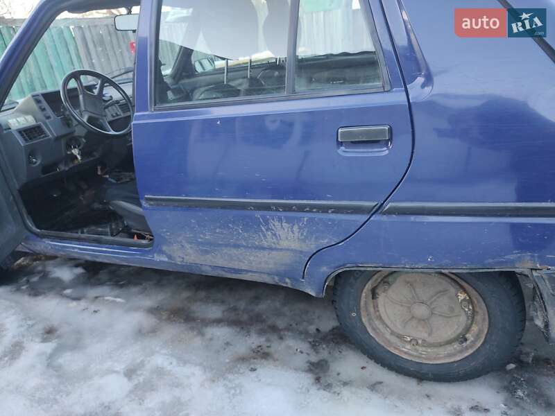 Лифтбек ЗАЗ 1103 Славута 2003 в Шостке фото 2 Лифтбек ЗАЗ 1103 Славута 2003 в Шостке