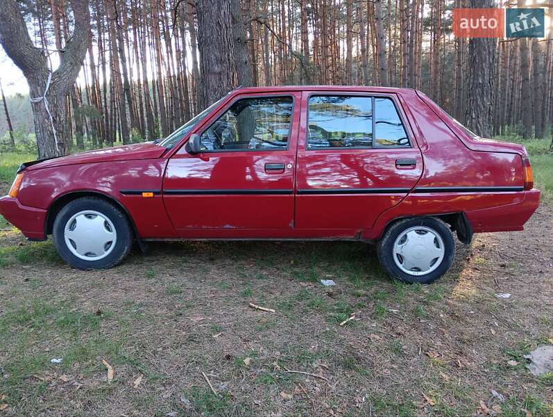 Лифтбек ЗАЗ 1103 Славута 2006 в Славуте