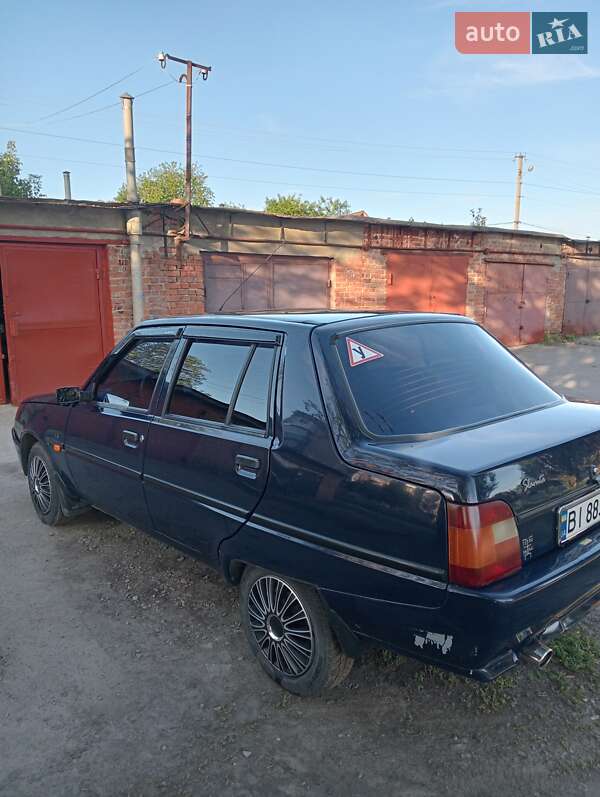 Ліфтбек ЗАЗ 1103 Славута 2004 в Лубнах