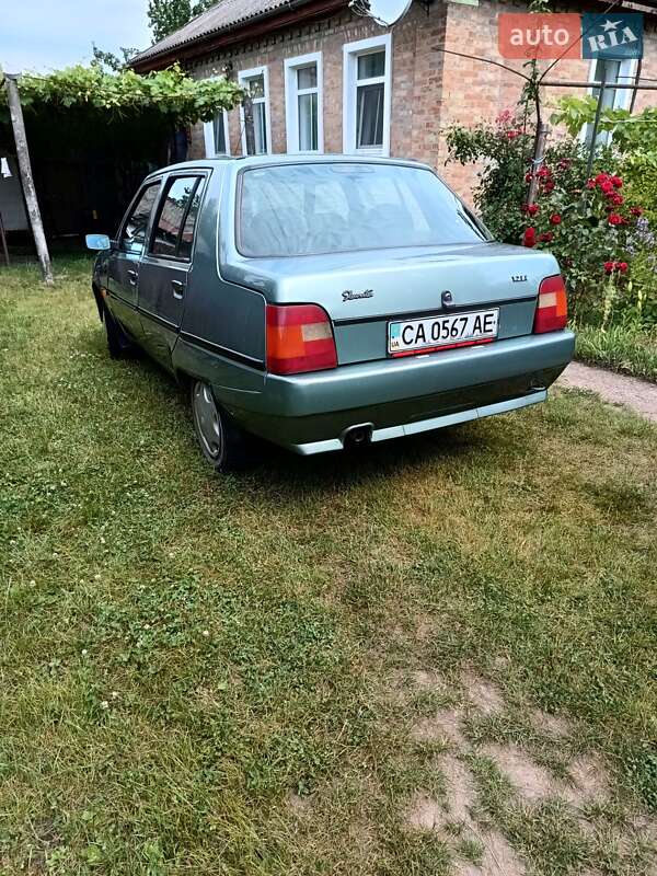 Лифтбек ЗАЗ 1103 Славута 2008 в Смеле