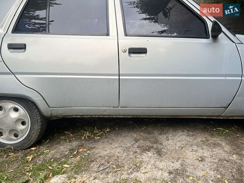 Лифтбек ЗАЗ 1103 Славута 2005 в Львове