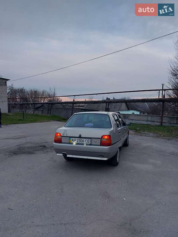 Лифтбек ЗАЗ 1103 Славута 2009 в Запорожье