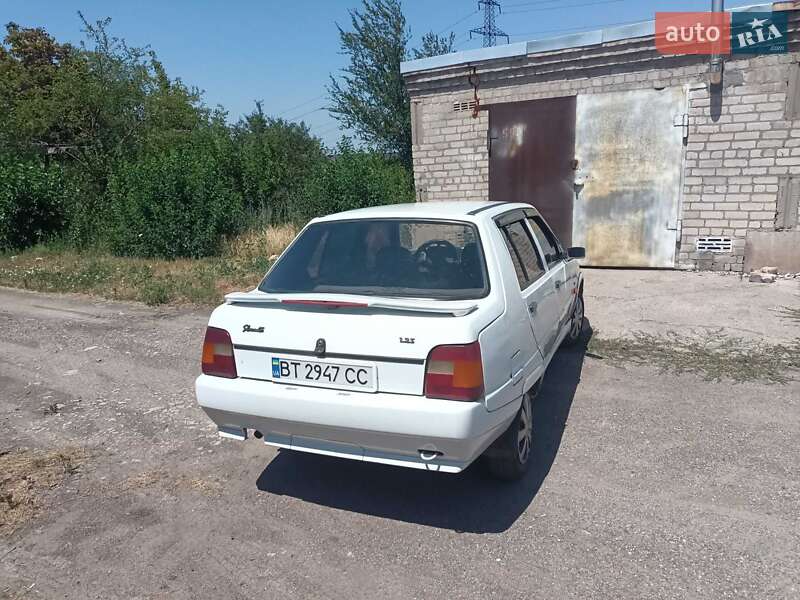 Лифтбек ЗАЗ 1103 Славута 2004 в Кривом Роге