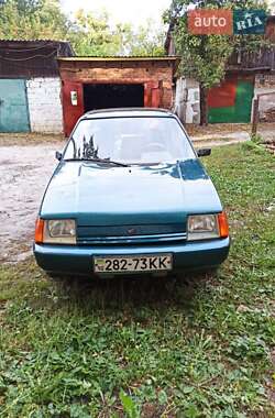 Лифтбек ЗАЗ 1103 Славута 2001 в 