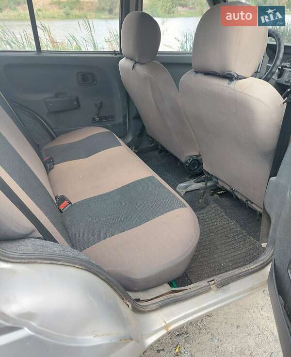 Лифтбек ЗАЗ 1103 Славута 2000 в Киеве