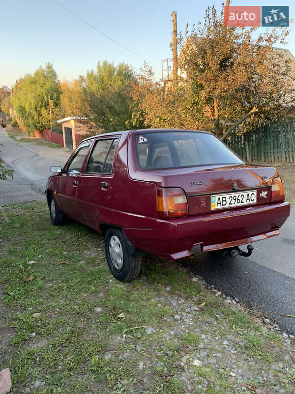 Лифтбек ЗАЗ 1103 Славута 2005 в Виннице