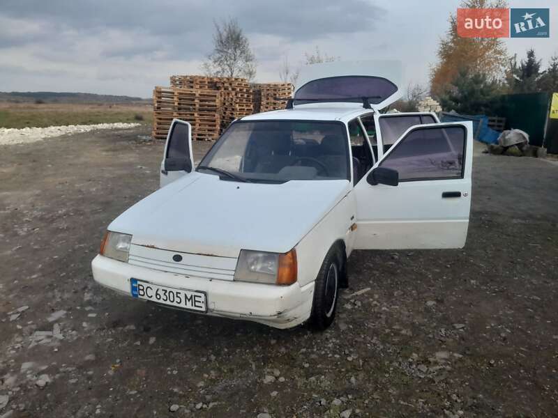 Лифтбек ЗАЗ 1103 Славута 2002 в 