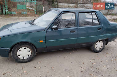Лифтбек ЗАЗ 1103 Славута 2005 в 