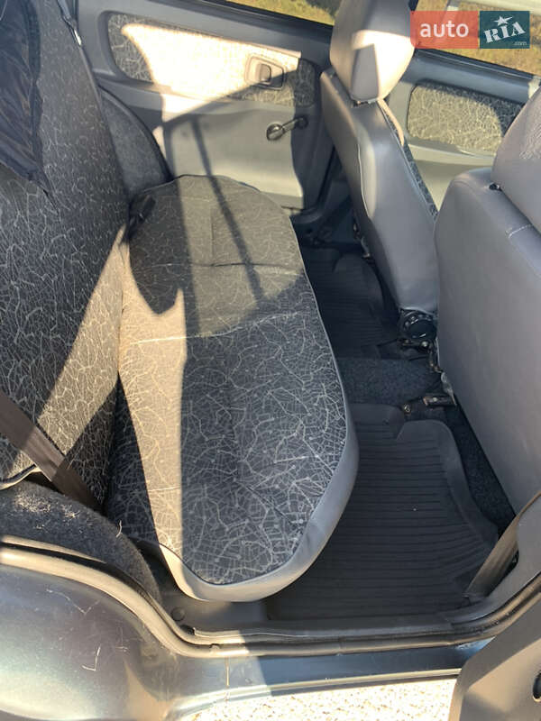 Ліфтбек ЗАЗ 1103 Славута 2005 в Городку