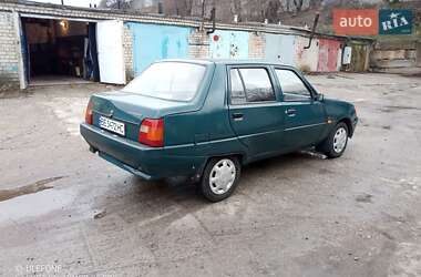 Лифтбек ЗАЗ 1103 Славута 2004 в 