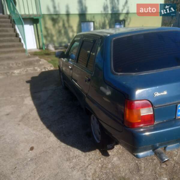 Лифтбек ЗАЗ 1103 Славута 2005 в Ровно