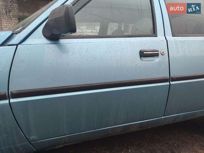 Лифтбек ЗАЗ 1103 Славута 2004 в Яготине