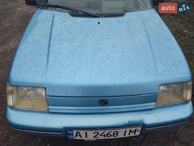 Лифтбек ЗАЗ 1103 Славута 2004 в Яготине