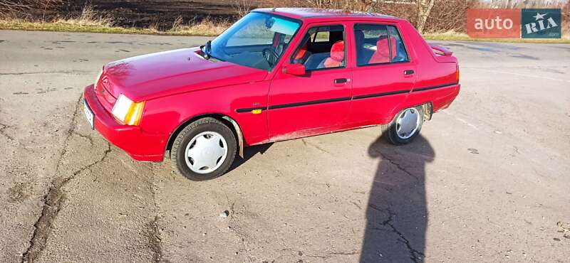 Лифтбек ЗАЗ 1103 Славута 2004 в Здолбунове фото 2 Лифтбек ЗАЗ 1103 Славута 2004 в Здолбунове