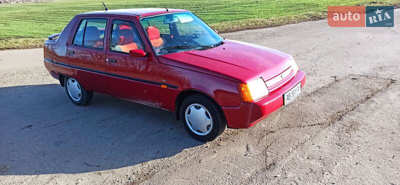 Лифтбек ЗАЗ 1103 Славута 2004 в Здолбунове фото 8 Лифтбек ЗАЗ 1103 Славута 2004 в Здолбунове