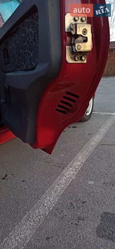 Лифтбек ЗАЗ 1103 Славута 2004 в Здолбунове фото 46 Лифтбек ЗАЗ 1103 Славута 2004 в Здолбунове